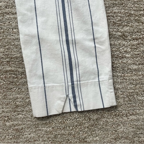 🚨 3 for $25 - Brandy Melville John Galt Tilden Pants - Picture 6 of 10